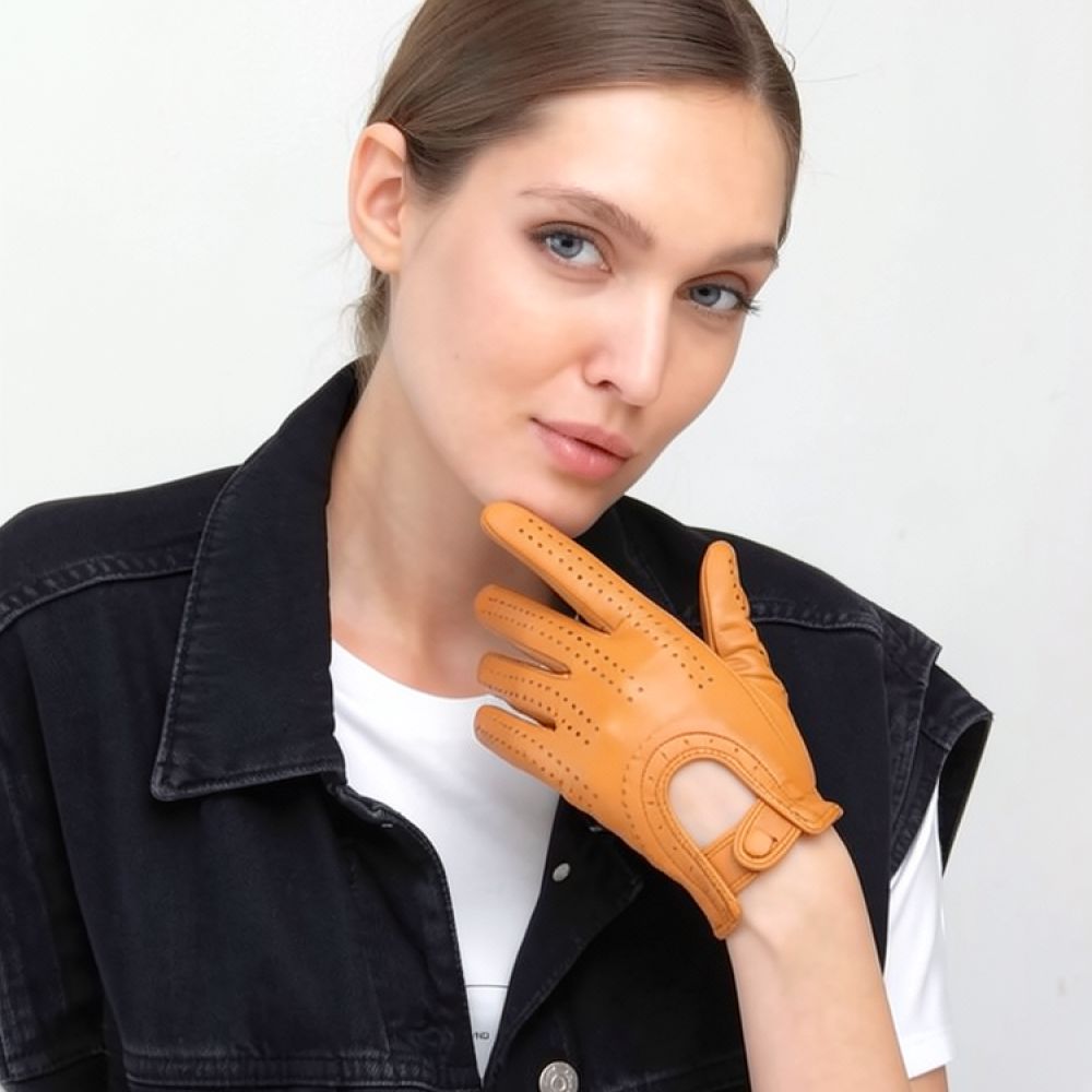 スタイリッシュなレディースレザーグローブ。薄手のラムスキン素 - Cycling Commute Essentials のレビューと価格
